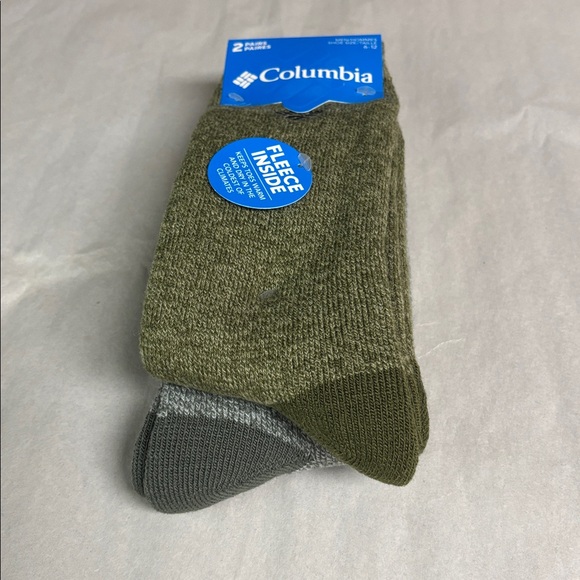 New Columbia Socks Men’s 2 Pair Green & Gray Warm Fleece Socks Activewear Casual - Picture 2 of 13